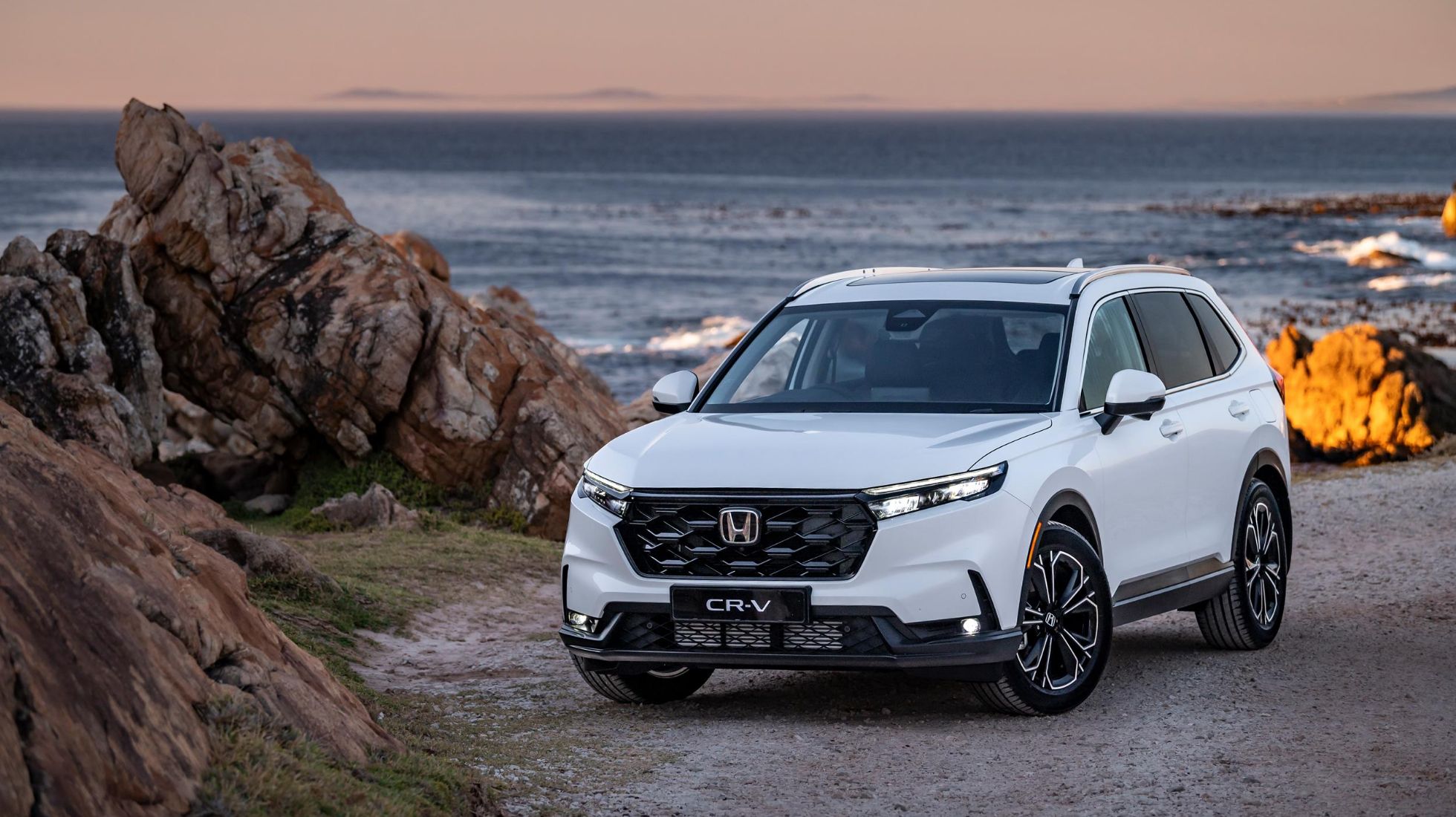 TopGear South Africa The new Honda CRV finally hits the SA SUV market
